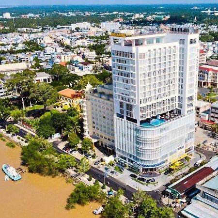 Diamond Stars Ben Tre Hotel Екстериор снимка The hotel in 2019