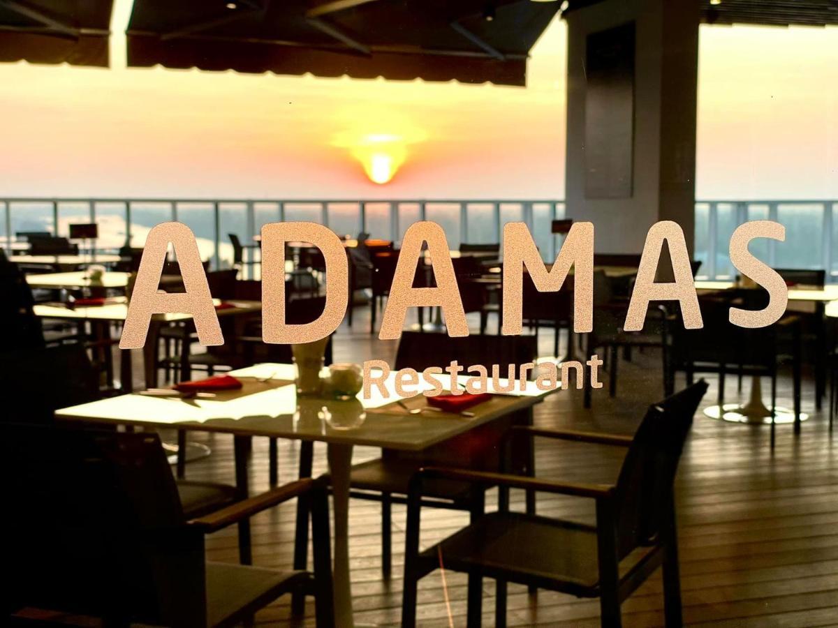 Diamond Stars Ben Tre Hotel Екстериор снимка Adamas Restaurant
